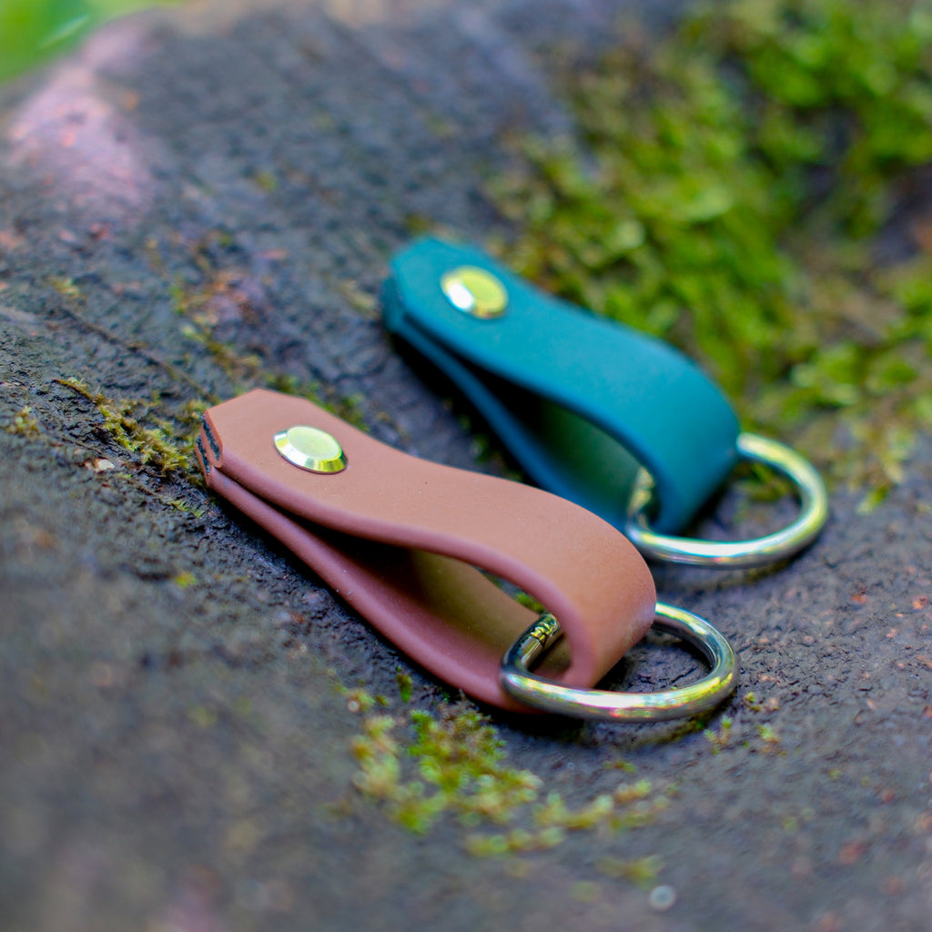 Porte-médailles pour chien en Biothane marron et bleu, anneaux porte-clé en inox